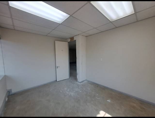 218M² OFFICE TO LET IN CRAIGHALL